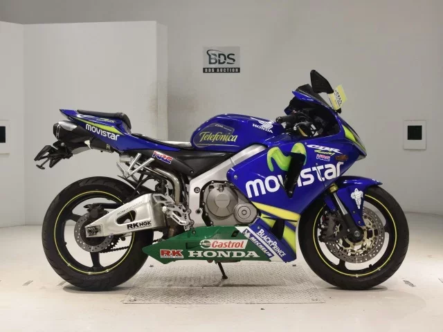 Honda CBR600RR лот № 0323 оценка 4  с аукциона в Японии
