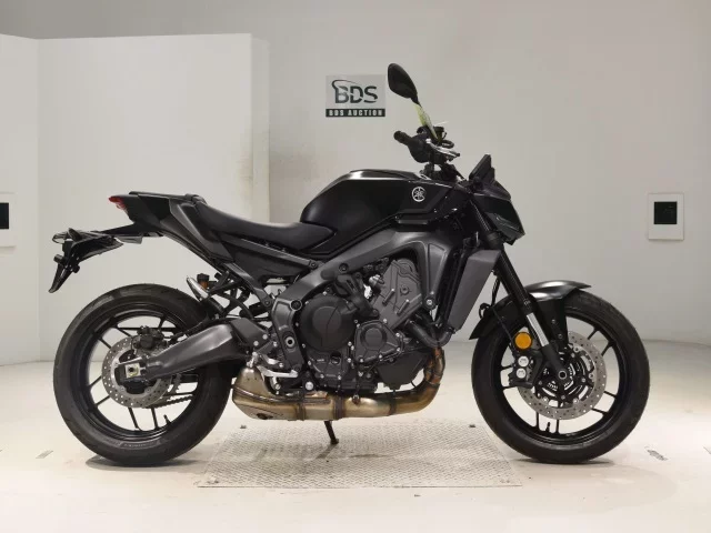 Yamaha MT-09-2AMT лот № 0334 оценка 8  с аукциона в Японии