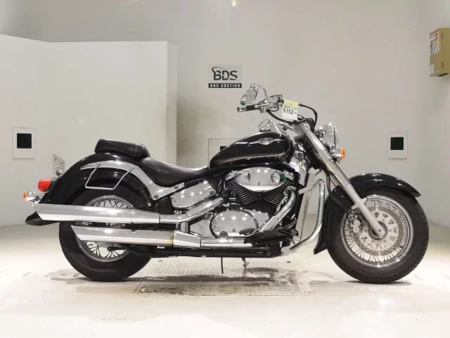 Suzuki INTRUDER 400 CLASSIC лот № 5152 оценка 4  с аукциона в Японии