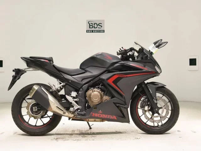 Honda CBR400R-2 лот № 5311 оценка 4  с аукциона в Японии