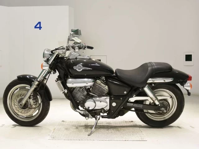 Honda MAGNA 250