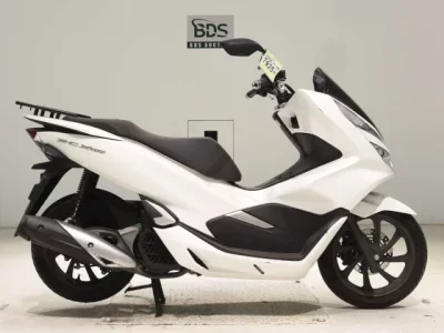 Honda PCX150-3