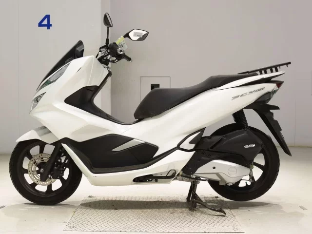 Honda PCX150-3