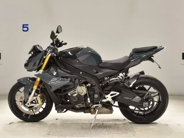 BMW BMW S1000R