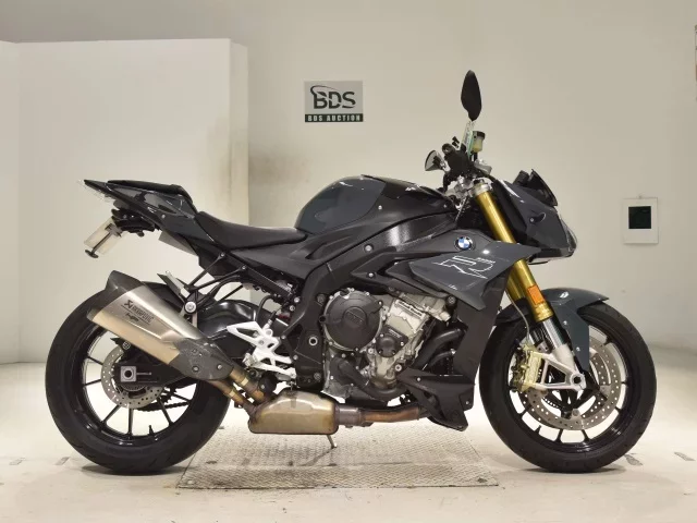 BMW  S1000R лот № 2671 оценка 5  с аукциона в Японии