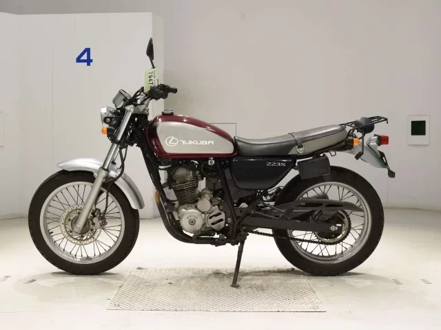 Honda CB223S