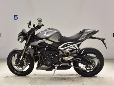 Triumph TRIUMPH STREET TRIPLE RS  с аукциона в Японии