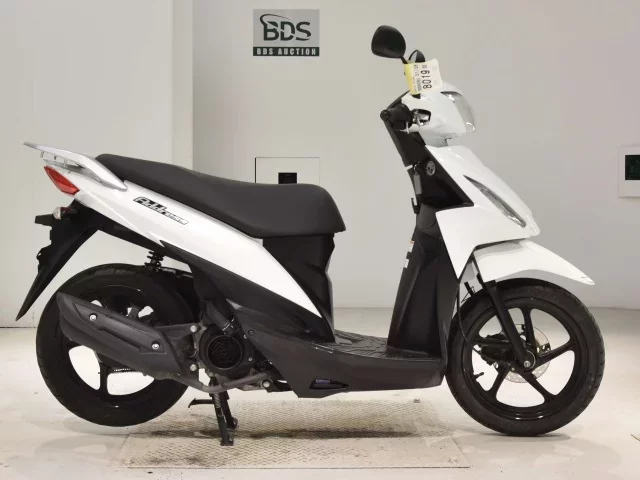 Suzuki ADDRESS110-2