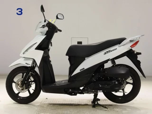 Suzuki ADDRESS110-2
