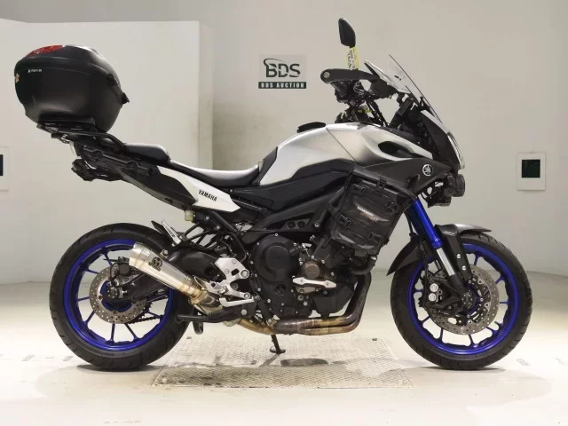 Yamaha MT-09 лот № 7608 оценка 5  с аукциона в Японии