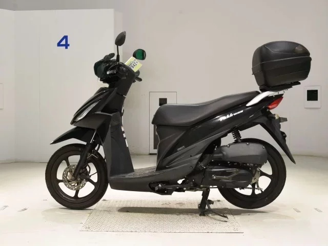 Suzuki ADDRESS110-2