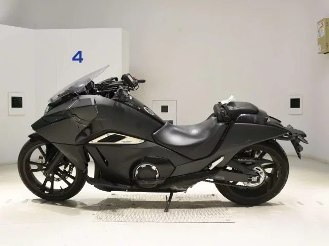 Honda NM4-01