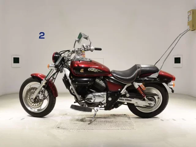 Honda MAGNA 250