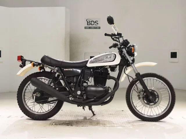 Kawasaki 250TR лот № 5438 оценка 4  с аукциона в Японии