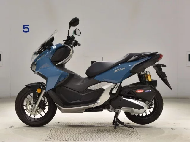 Honda ADV160