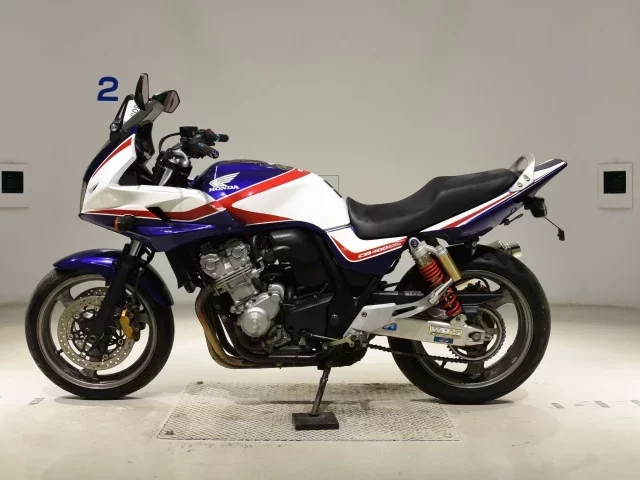 Honda CB400SFV-4 BOLDOR