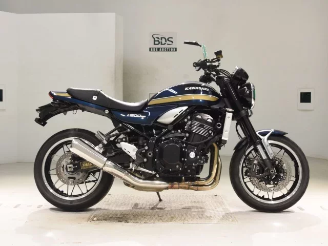 Kawasaki Z900RS лот № 7769 оценка 5  с аукциона в Японии