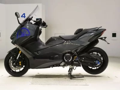 Yamaha T-MAX560T  с аукциона в Японии