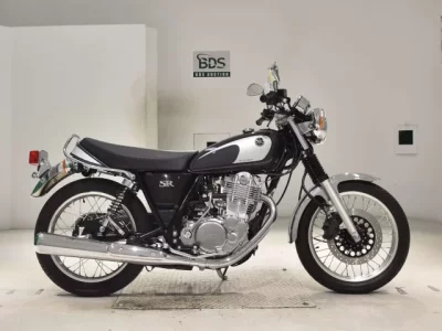 Yamaha SR400-5 2021