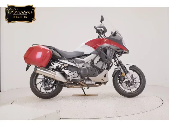 Honda VFR800X лот № 2539 оценка 5  с аукциона в Японии