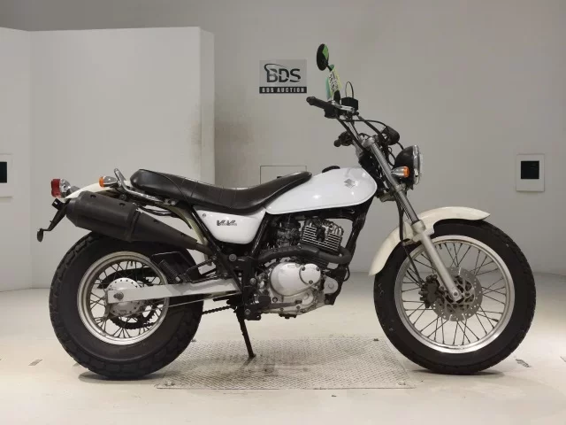 Suzuki VAN VAN 200 лот № 2818 оценка 4  с аукциона в Японии