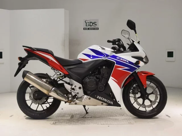 Honda CBR400R лот № 0379 оценка 4  с аукциона в Японии