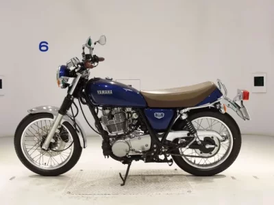 Yamaha SR400-5  с аукциона в Японии
