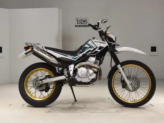 Yamaha SEROW 250-2 лот № 0116 оценка 4  с аукциона в Японии