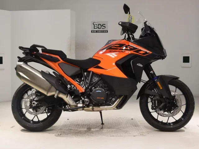 Other KTM1290 SUPER ADOBENS лот № 0556 оценка 8  с аукциона в Японии