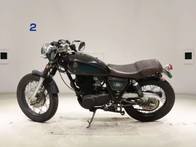 Yamaha SR400-2  с аукциона в Японии