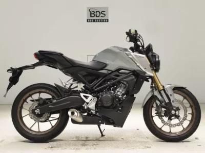 Honda CB125R-2