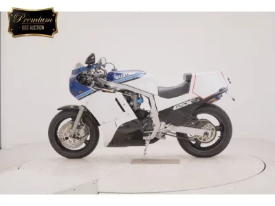 Suzuki GSX-R750-1