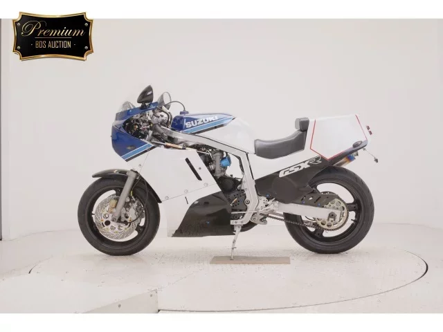 Suzuki GSX-R750-1