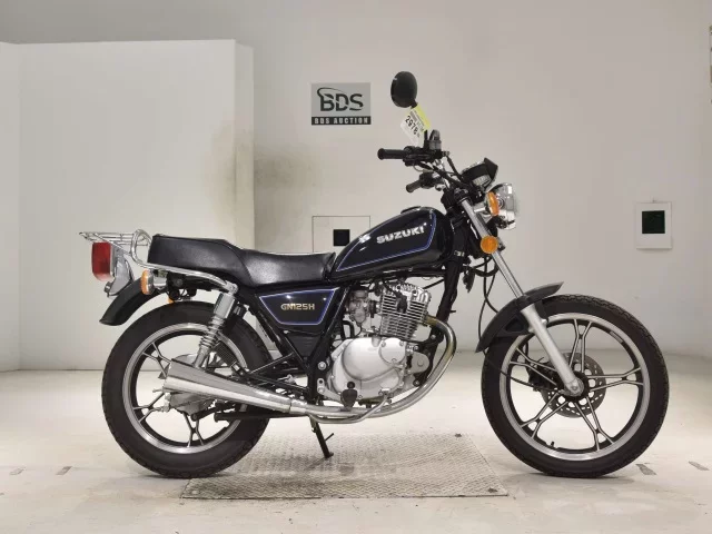 Suzuki GN125H