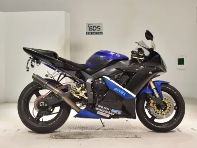 Yamaha YZF-R1  с аукциона в Японии