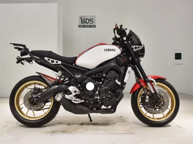 Yamaha XSR900 лот № 7702 оценка 5  с аукциона в Японии