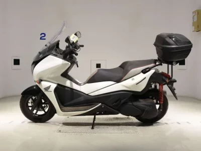 Honda PHASES  с аукциона в Японии