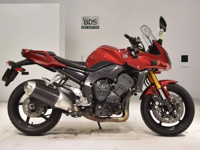 Yamaha FZ-1 FEATHER лот № 7624 оценка 4  с аукциона в Японии