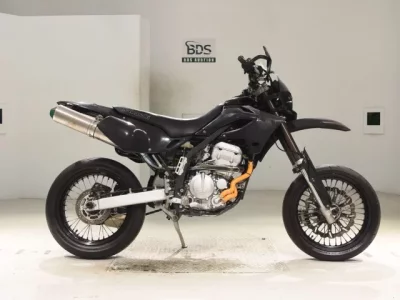 Kawasaki D-TRACKER