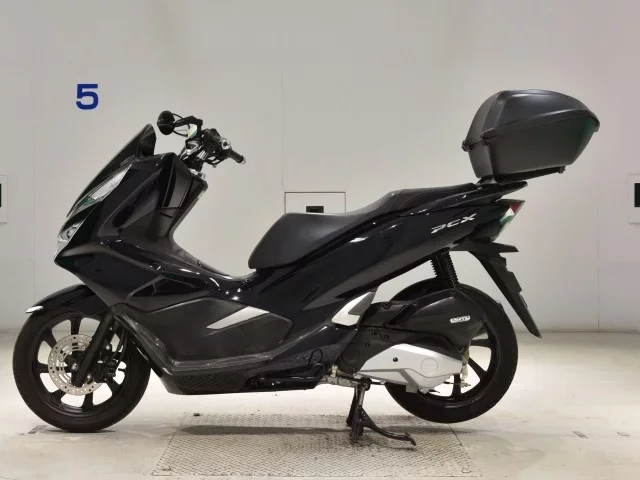 Honda PCX125-3