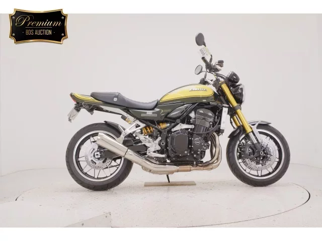 Kawasaki Z900RS лот № 0005 оценка 5  с аукциона в Японии