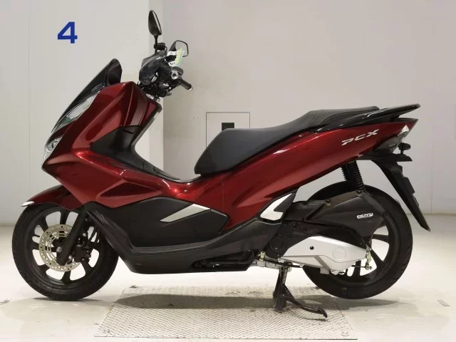 Honda PCX125-3
