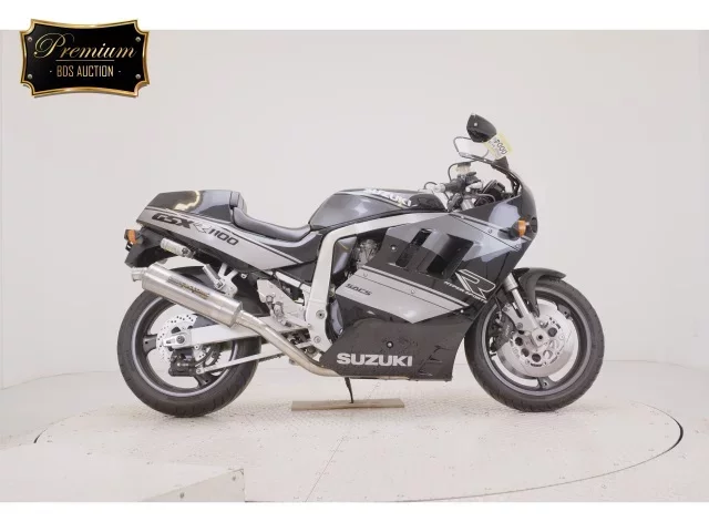 Suzuki GSX-R1100 лот № 0004 оценка 4  с аукциона в Японии