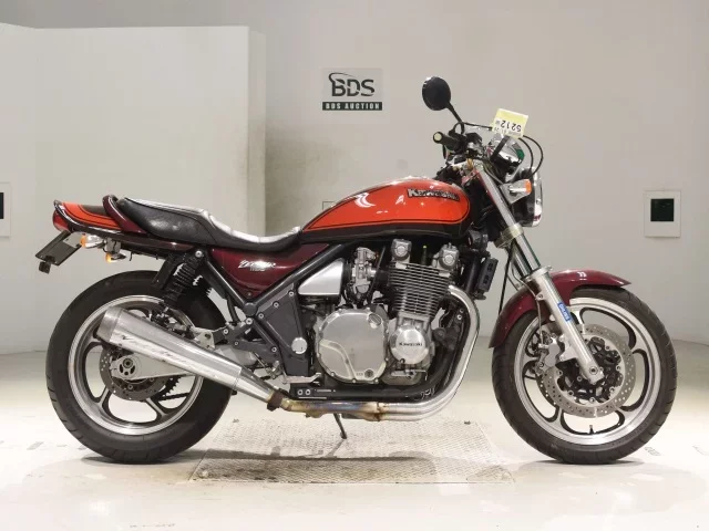 Kawasaki ZEPHYR1100 лот № 5212 оценка 4  с аукциона в Японии