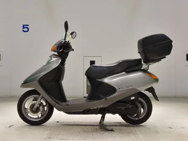 Honda SPACY100