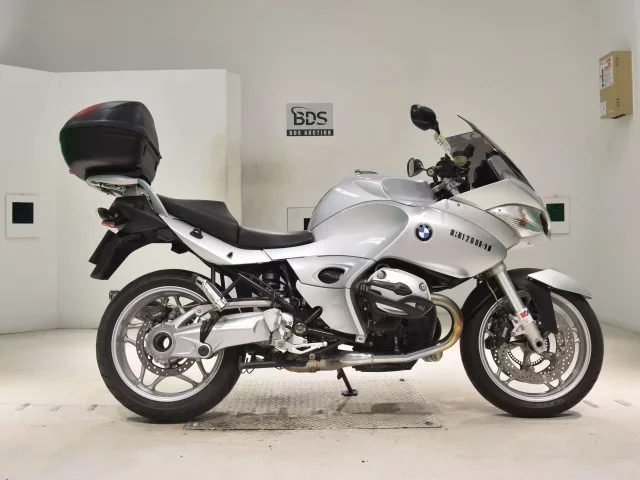 BMW  R1200ST лот № 2888 оценка 5  с аукциона в Японии
