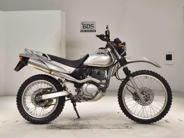 Honda SL230 лот № 2617 оценка 4  с аукциона в Японии