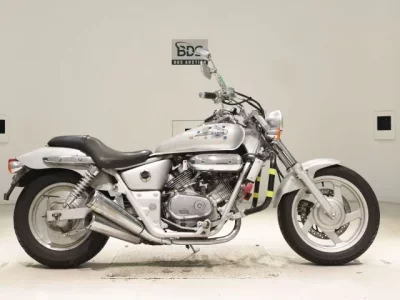 Honda MAGNA 250