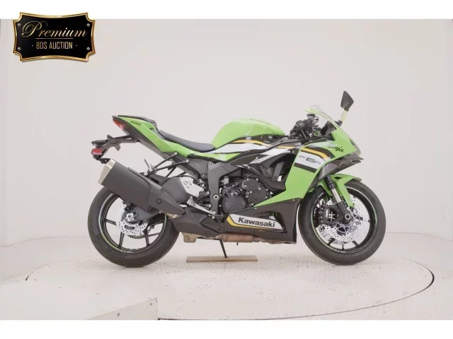 Kawasaki ZX-6RA лот № 2522 оценка 8  с аукциона в Японии