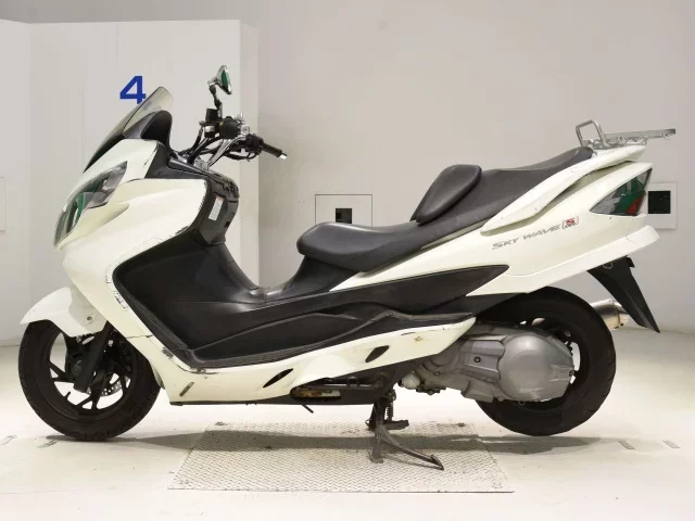 Suzuki SKYWAVE 250S-3